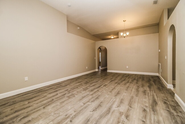 Building Photo - 2366 Tealwood Circle