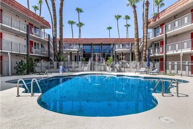 Building Photo - Aparthotel with Private Bedroom! Amenity P...