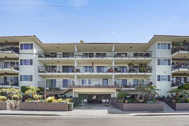 Entrance to Condominium - 1720 Ardmore Ave