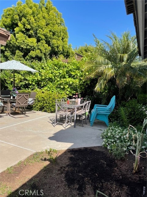 Building Photo - 12 Brookdale