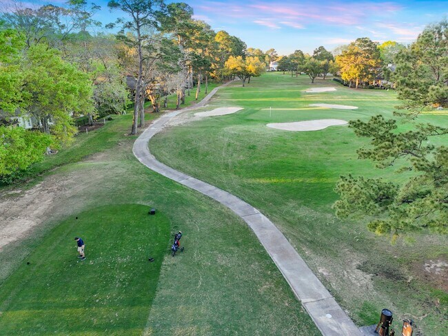 Building Photo - 199 Springs Edge Dr