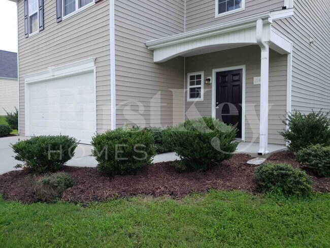 Building Photo - 2140 Lauren Woods Dr