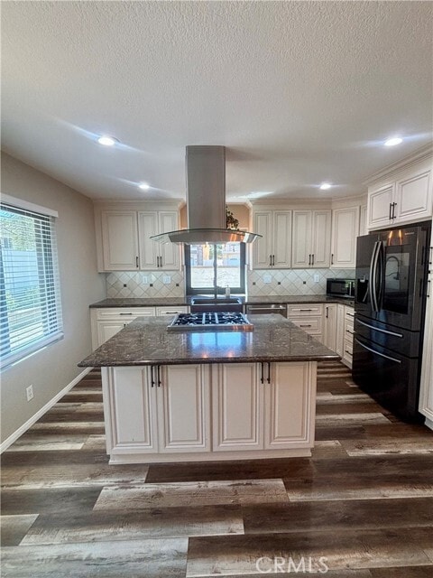 Building Photo - 5 Falcon Crest Ln