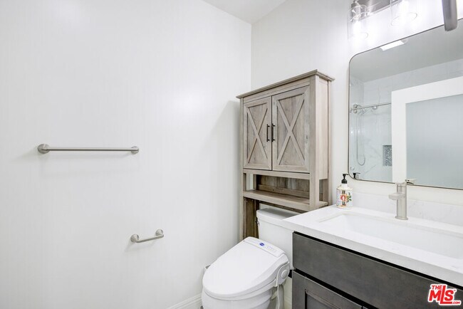 Building Photo - 6343 W 82nd St