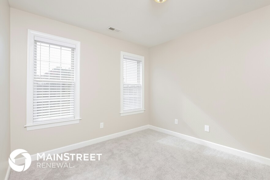 Building Photo - 4320 Windlass Ct