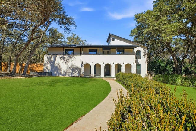 Building Photo - 5422 Lancashire Dr