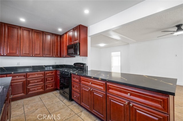 Building Photo - 1136 Cary Ave