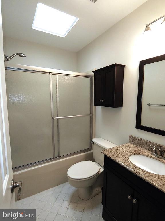 Building Photo - 719 Monmouth Ave