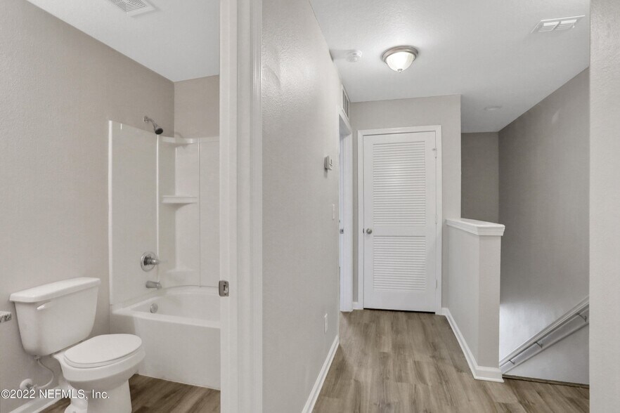 Building Photo - 8341 Homeport Ct
