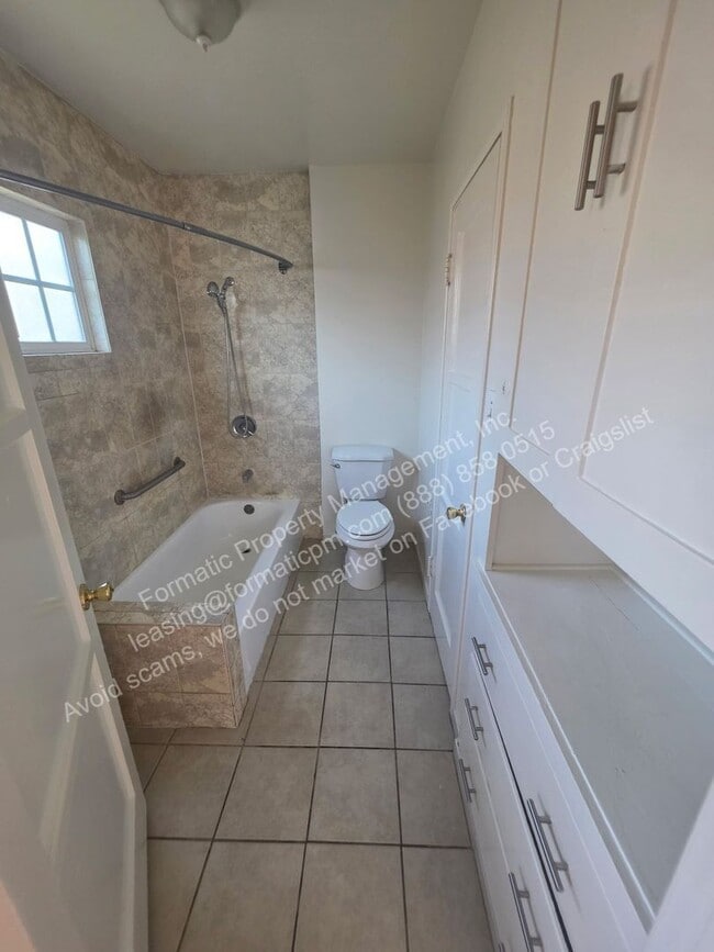 Building Photo - 113 N Park Ave