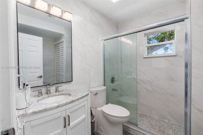 Building Photo - 7601 NW 82nd Terrace