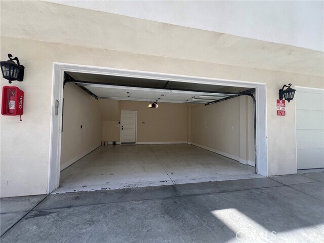 Building Photo - 13804 Cordary Ave