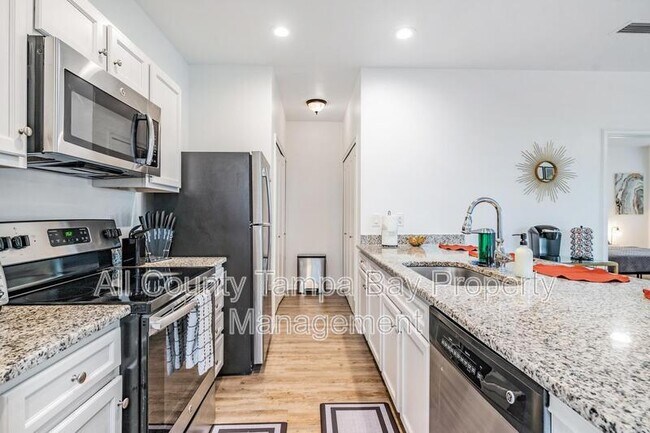 Building Photo - 2604 N Highland Ave