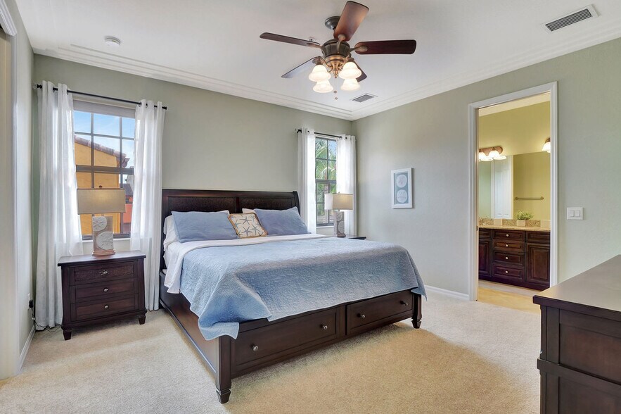 Building Photo - 8753 Melosia St