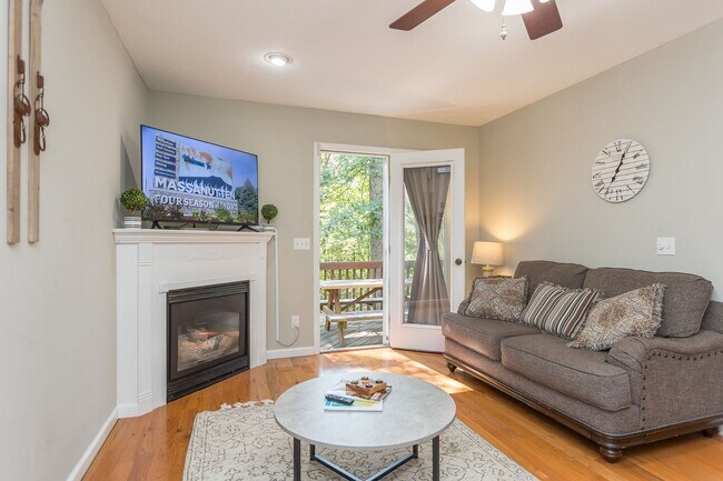 Building Photo - 3 Bedroom Home in Massanutten!!!