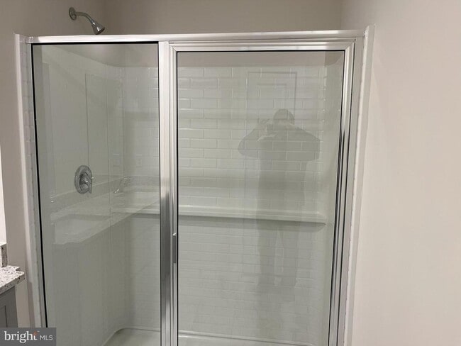 Building Photo - 9A Ford St