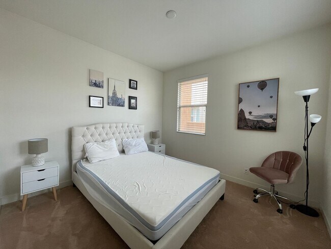 Building Photo - Modern 4BR Home in Irvine Great Park | Resort-Style Amenities & Top Schools