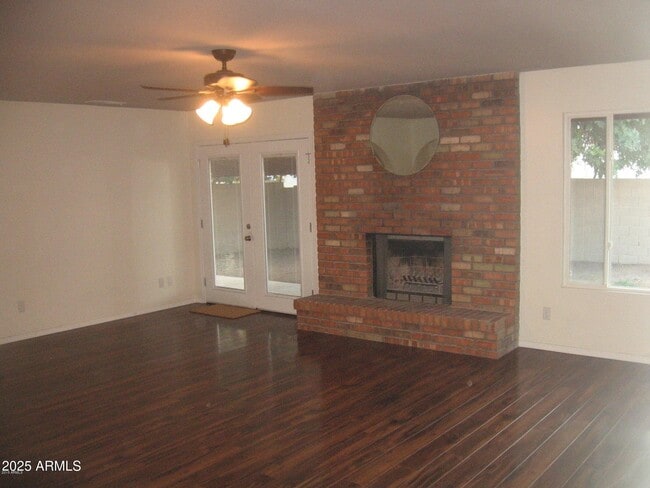 Building Photo - 20832 N 17th Ave