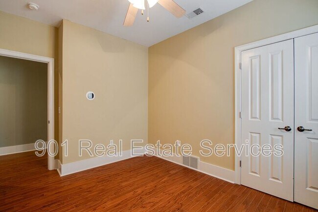 Building Photo - 614 Tennessee St