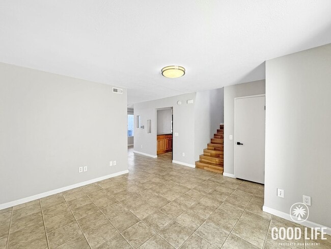 Building Photo - Spacious 3BD/2.5BA Two-Story Condo in Southwest Chula Vista with Kitchen Island, In-Unit Laundry ...