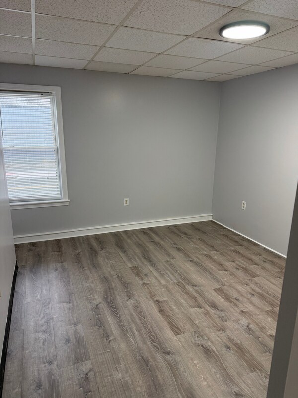 Building Photo - 12 S Main St