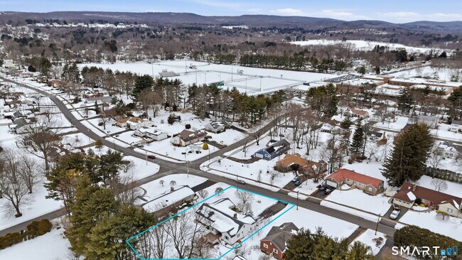 Building Photo - 35 W Ridge Dr