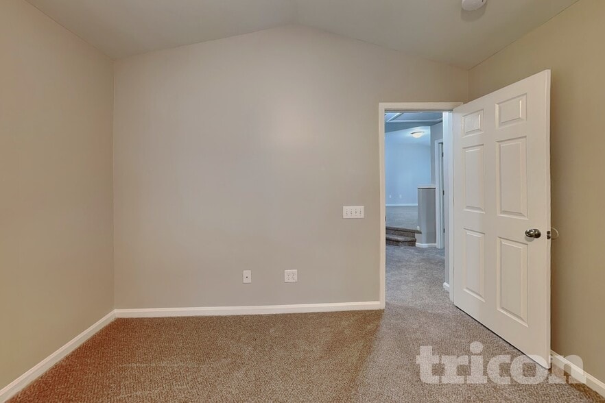 Building Photo - 1549 Rumstone Ln