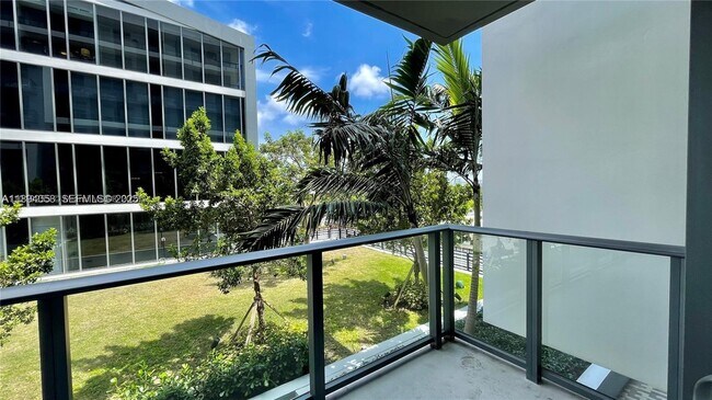 Building Photo - 2960 NE 207th St