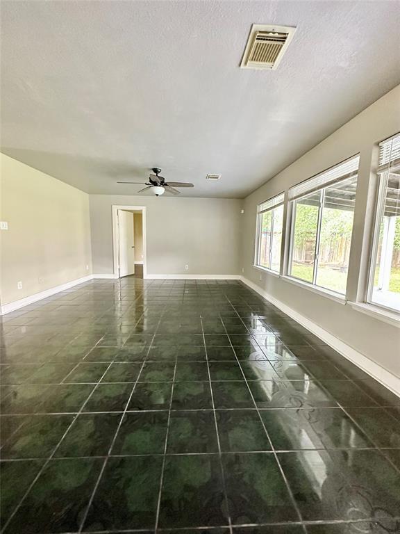Building Photo - 5115 Summit Lodge Dr