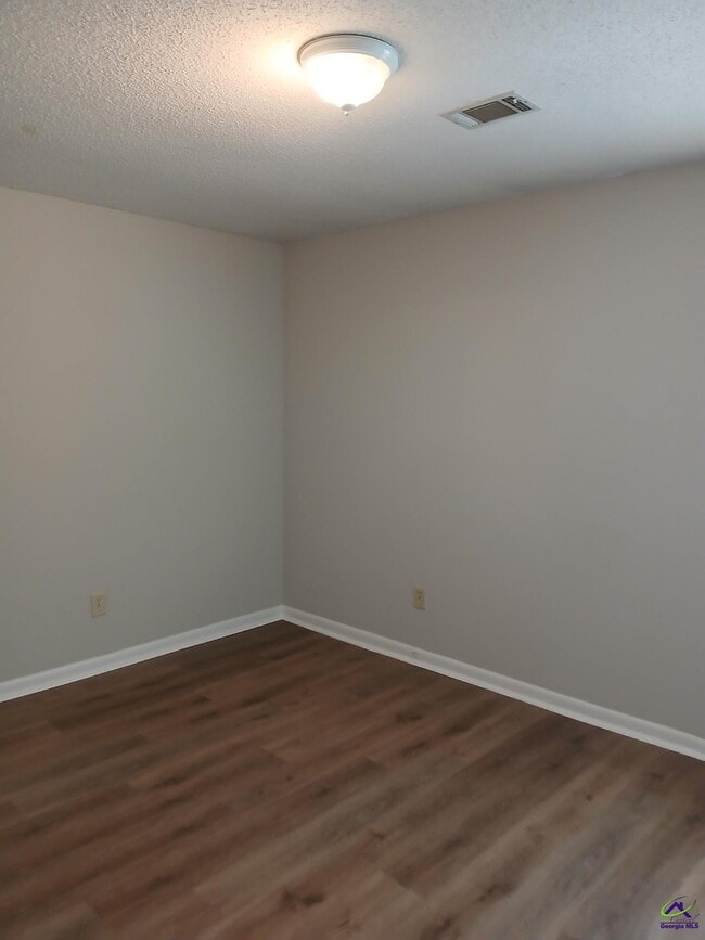 Building Photo - 218 Tallulah Trail