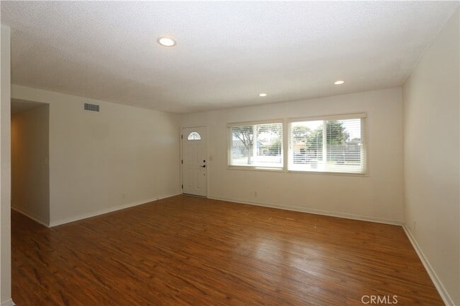 Building Photo - 16572 Patricia Ln