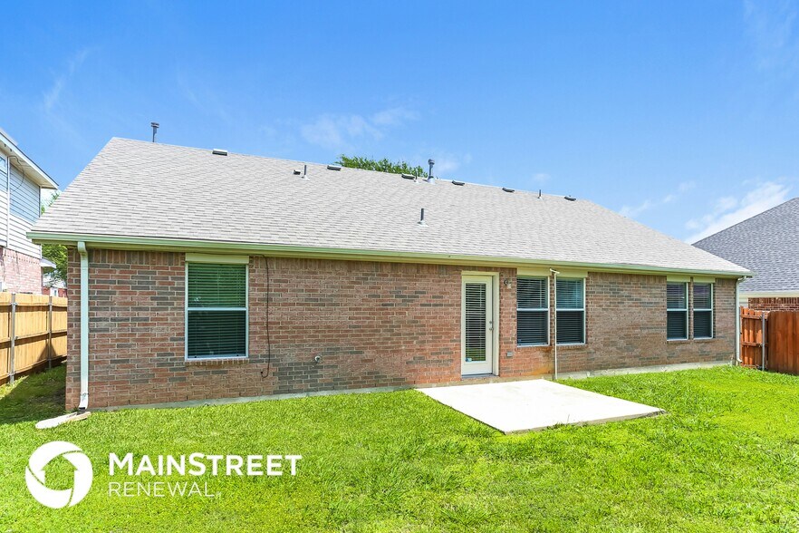 Building Photo - 3353 Stoneway Dr