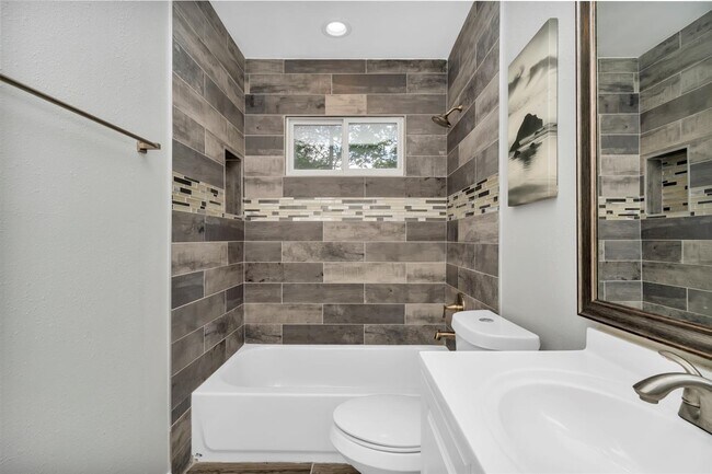 Building Photo - 3262 Kristen Dr