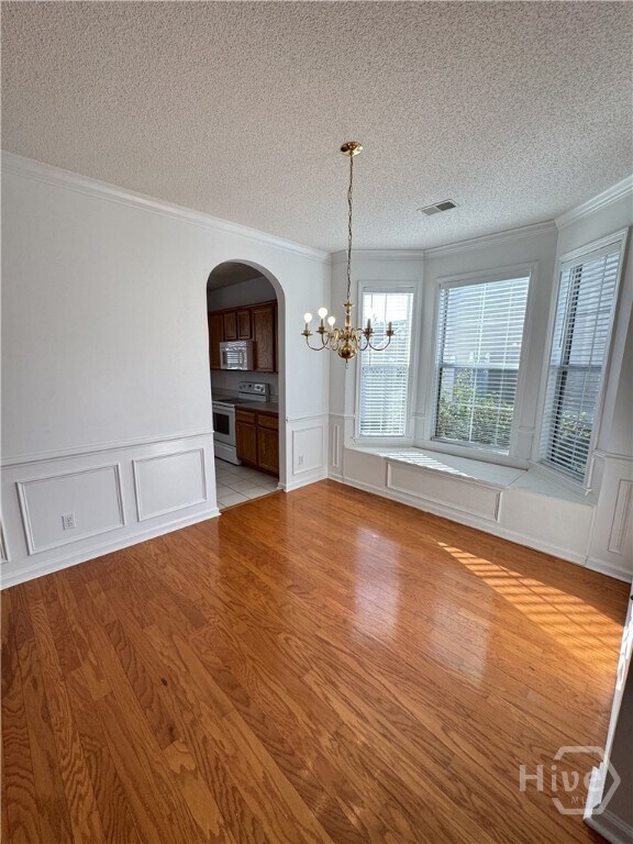 Building Photo - 4 Greatwood Wy