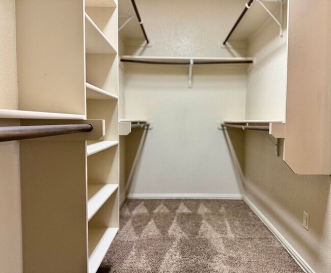 Building Photo - 1409 San Miguel Ct