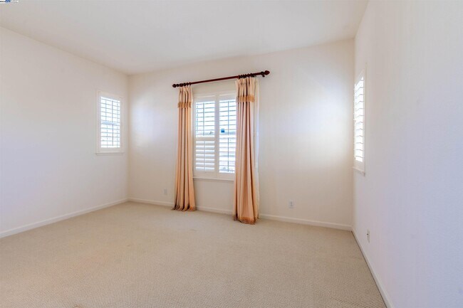 Building Photo - 1260 Ustilago Dr