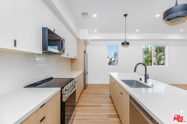 Building Photo - 5225 20th St