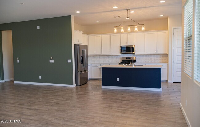 Building Photo - 4336 E Austin Dr