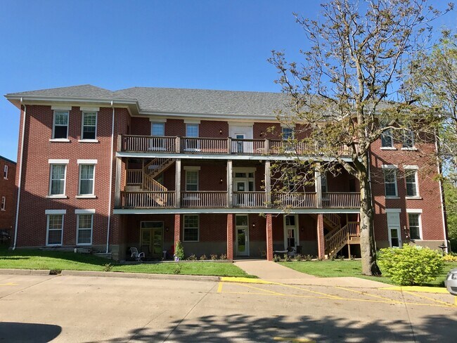 103 E 10th St - 103 E 10th St Fulton MO 65251 | Apartment Finder