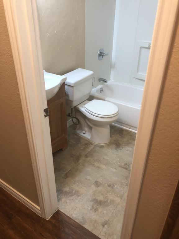 Building Photo - 710 Paintbrush Dr