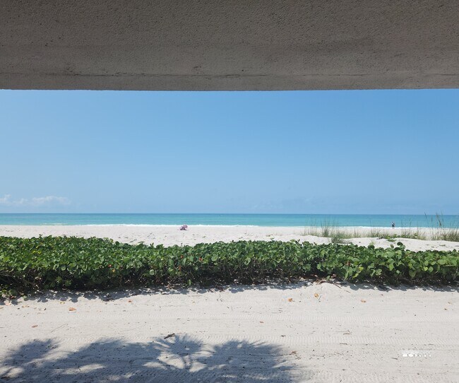 Building Photo - 6701 Gulf of Mexico Dr