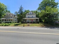 Building Photo - RC-3715