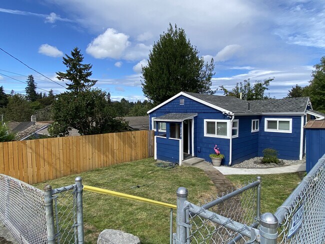 Building Photo - 2120 15th St