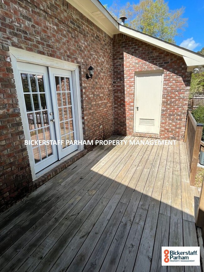 Building Photo - If A Home Could Be Your Best Friend, This ...