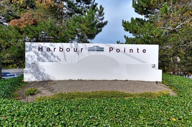 Building Photo - 5300 Harbour Pointe Blvd