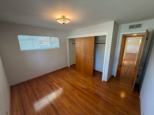 Building Photo - 1508 Park Blvd