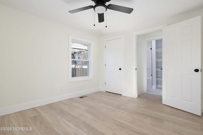 Building Photo - 1216 8th Ave