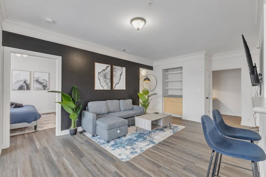 Building Photo - 8238 Hydon Dawn Ln