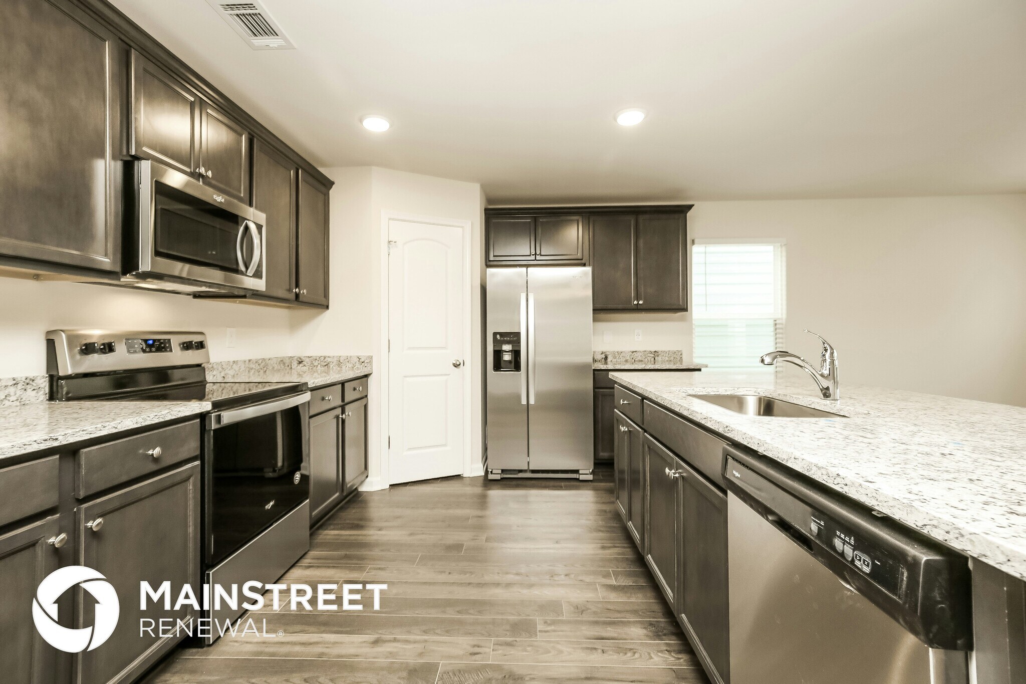 Building Photo - 217 Renwick Dr