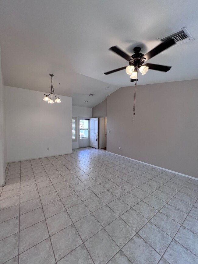 Building Photo - SUN CITY ELKO MODEL 2 BEDROOM 2 BATH